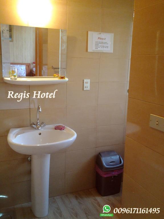 Regis Hotel Beirut Exterior foto