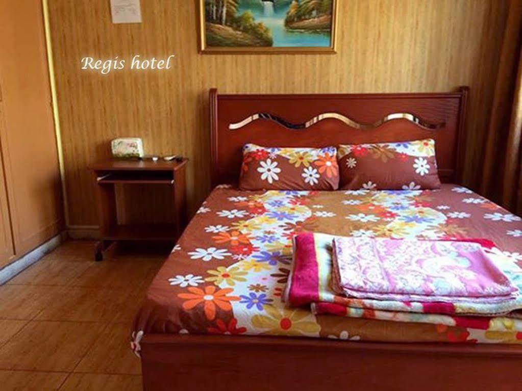 Regis Hotel Beirut Exterior foto