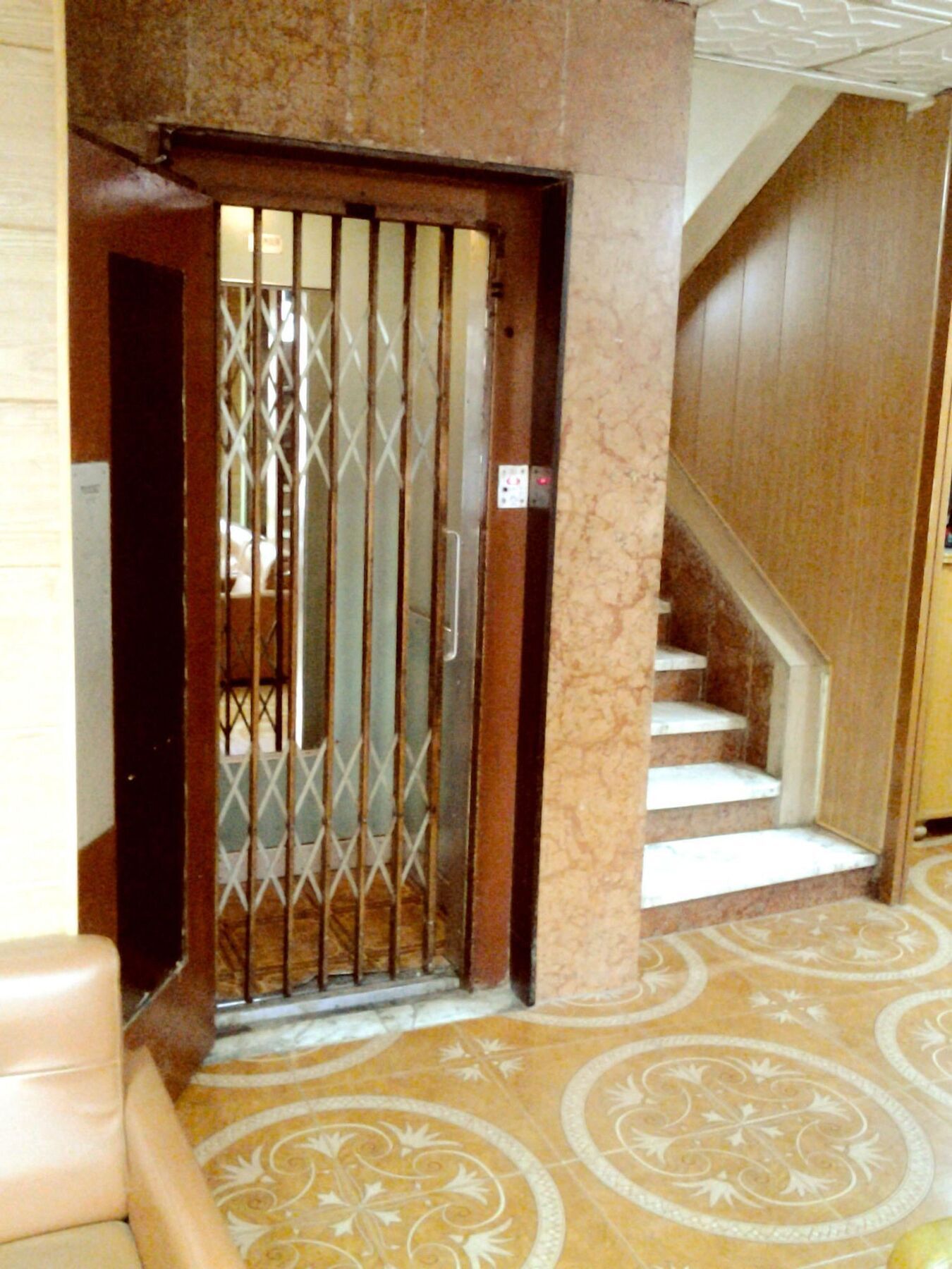 Regis Hotel Beirut Exterior foto